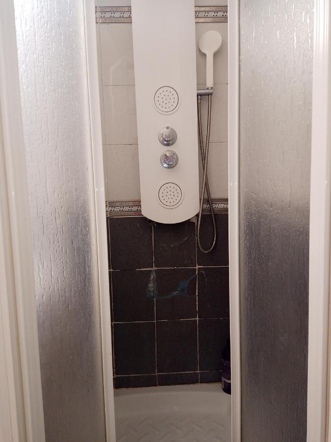 Tourist Room Валенсия Екстериор снимка