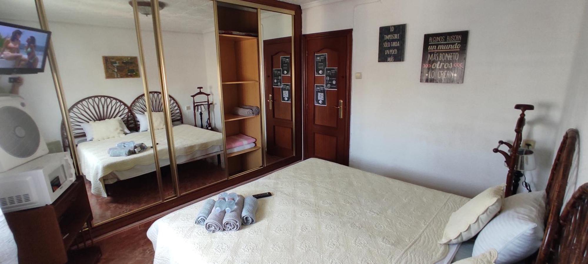 Tourist Room Валенсия Екстериор снимка